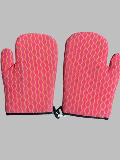 Oven Mitts - handmade from ShweShwe fabric and heat resistant padding
