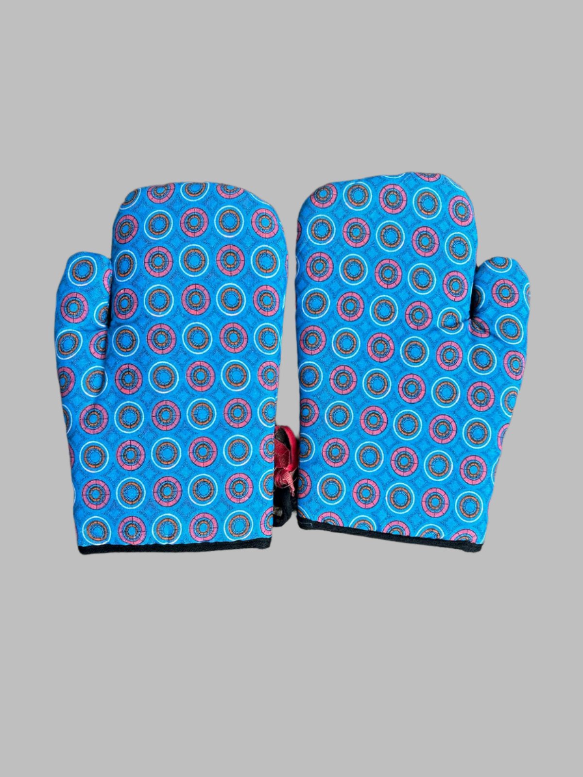 Oven Mitts - handmade from ShweShwe fabric and heat resistant padding