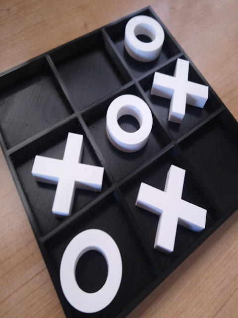 3D Printed Plant-Based Naughts & Crosses Game
